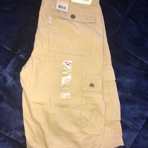 Boys size 18 Reg W 29 Levi’s cargo shorts NWT